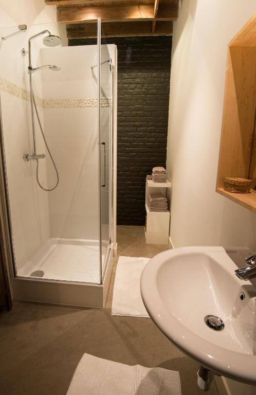 Gastenkamers Uitgaanslapen ニーウポールト 部屋 写真